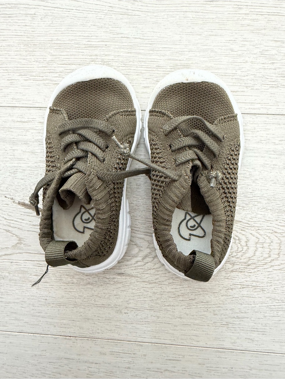 Green mesh toddler shoes